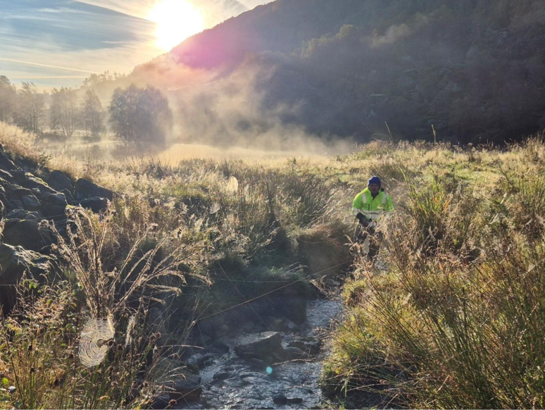 Et bilde som inneholder utendørs, himmel, plante, landskap

KI-generert innhold kan være feil.